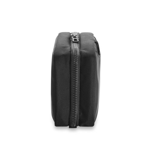 Briggs Riley ZDX Hanging Toiletry Kit 8