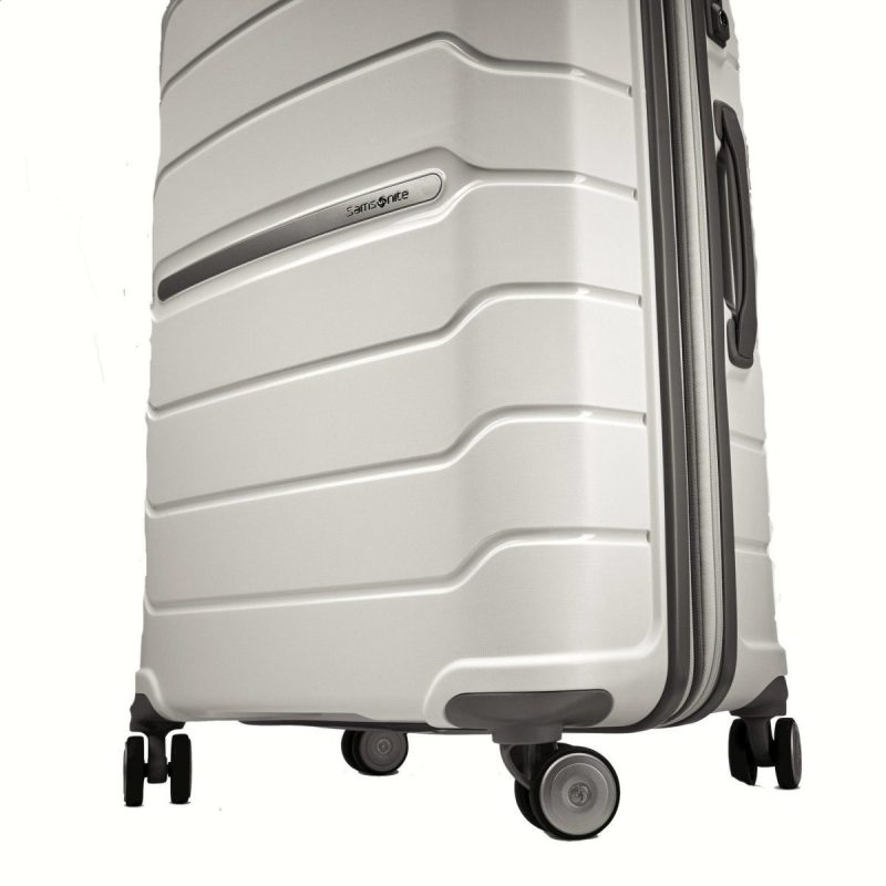 Samsonite Freeform 28 Spinner 17