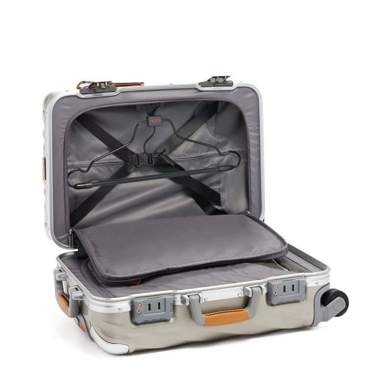 TUMI 19 Degree Titanium International Carry On 3