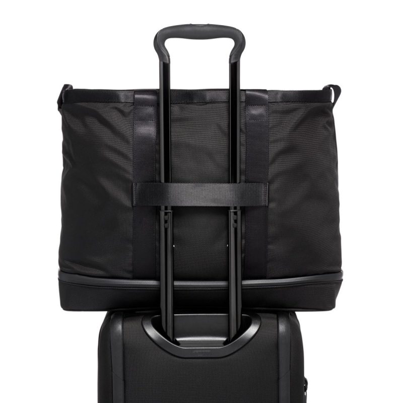 TUMI Alpha Carryall Tote 4