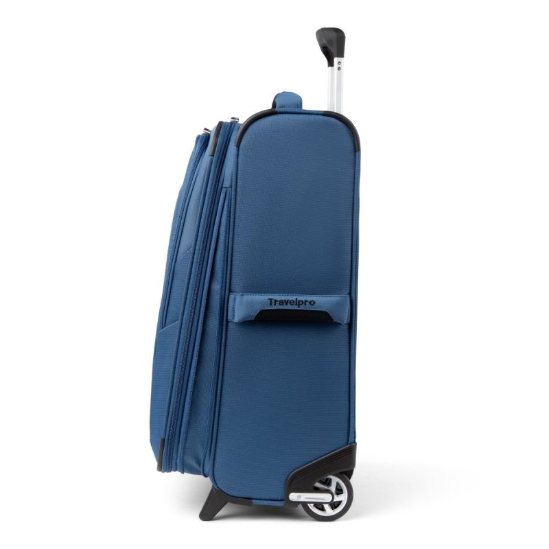 Travelpro Maxlite 5 Lightweight 22 Expandable Carry On Rollaboard 33