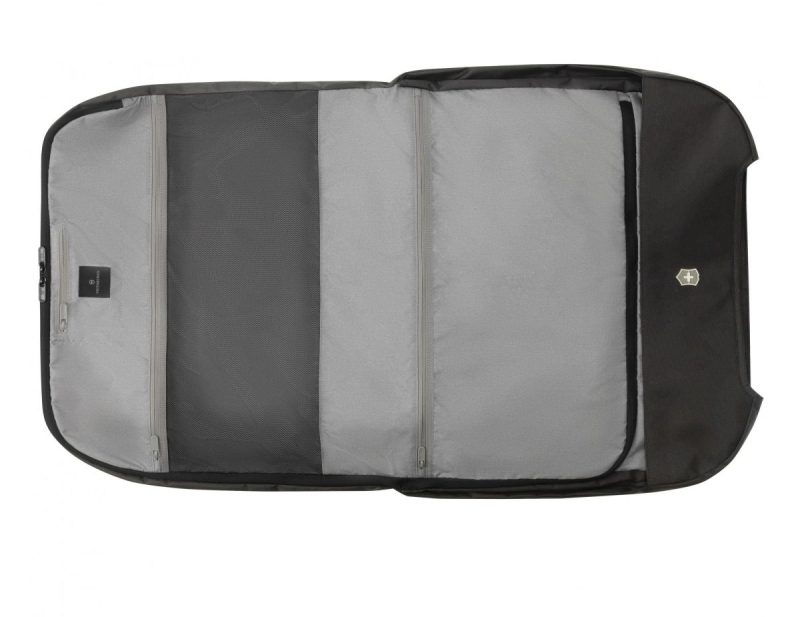 Victorinox Werks Traveler 6 0 Garment Sleeve 2