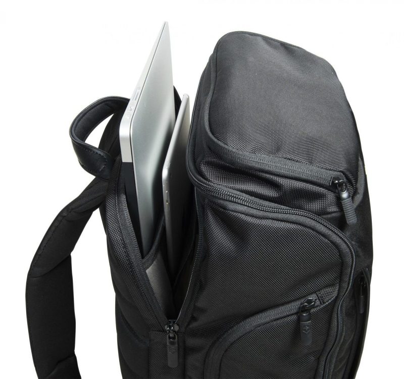 victorinox altmont professional fliptop laptop backpack 2